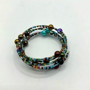 Multicolor beaded bracelet
